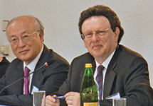 IAEA Director General Yukiya Amano, CNS Director William Potter