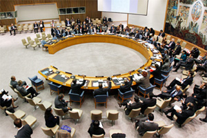 A wide view of the Security Council as Members unanimously adopt resolution 1977 (2011) on 20 April 2011, extending for 10 years the mandate of the 1540 Committee. UN Photo/Devra Berkovitz