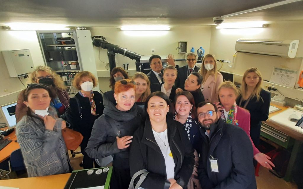 Group Tour of the CTBTO’s Radionuclide/Noble Gas Station