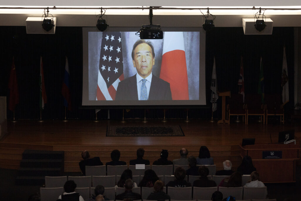 Consul General of Japan in San Francisco Yo Osumi congratulates the event